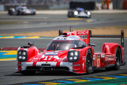 #17 Porsche Team Porsche 919 Hybrid : Timo Bernhard, Mark Webber, Brendon Hartley