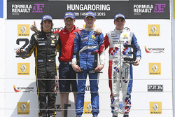 Pódio: vencedor da corrida Egor Orudzhev, Arden Motorsport, segundo colocado Roberto Merhi, Pons Racing, terceiro colocado Oliver Rowland, Fortec Motorsports