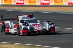 #9 Audi Sport Team Joest Audi R18 e-tron quattro: René Rast, Filipe Albuquerque, Marco Bonanomi