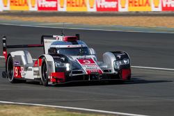 #9 Audi Sport Team Joest Audi R18 e-tron quattro: René Rast, Filipe Albuquerque, Marco Bonanomi