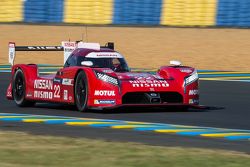 #22 Nissan Motorsports Nissan GT-R LM NISMO: Harry Tincknell, Alex Buncombe, Michael Krumm