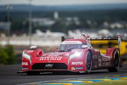 #22 Nissan Motorsports Nissan GT-R LM NISMO: Harry Tincknell, Alex Buncombe, Michael Krumm