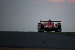 #17 Porsche Team Porsche 919 Hybrid: Timo Bernhard, Mark Webber, Brendon Hartley