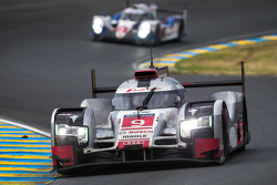 #9 Audi Sport Team Joest Audi R18 e-tron quattro: René Rast, Filipe Albuquerque, Marco Bonanomi