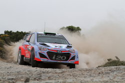 Hayden Paddon and John Kennard, Hyundai i20 WRC, Hyundai Motorsport