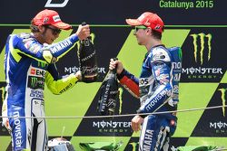 Tweede plaats Valentino Rossi en winnaar Jorge Lorenzo, Yamaha Factory Racing