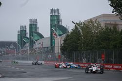 Race start: Will Power, Team Penske Chevrolet leads