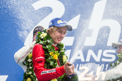 LMP1 podium: champagne for Brendon Hartley