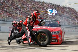 Kurt Busch, Stewart-Haas Racing Chevrolet