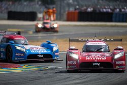 #22 Nissan Motorsports Nissan GT-R LM NISMO: Harry Tincknell, Alex Buncombe, Michael Krumm