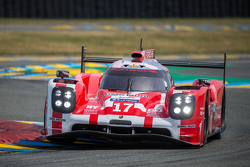 #17 Porsche Team Porsche 919 Hybrid : Timo Bernhard, Mark Webber, Brendon Hartley