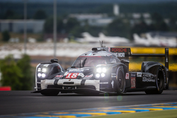 #18 Porsche Team Porsche 919 Hybrid : Romain Dumas, Neel Jani, Marc Lieb