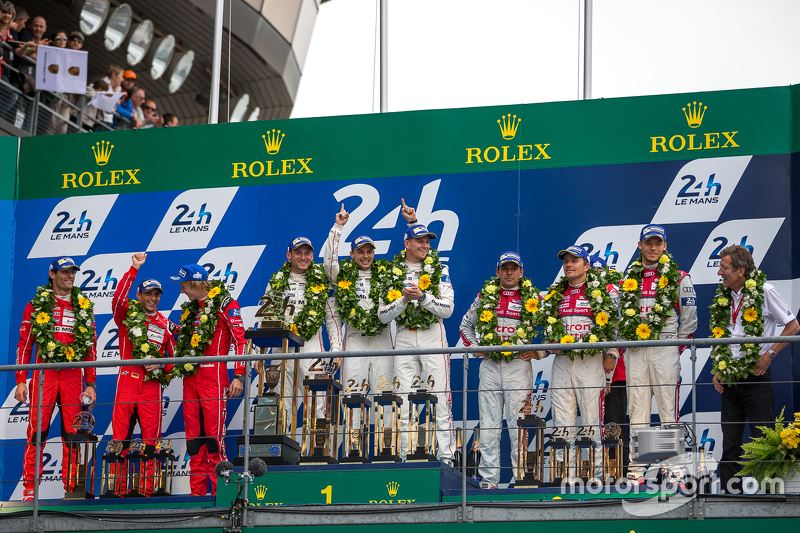 LMP1 podium: class and overall winners Porsche Team: Nico Hulkenberg, Nick Tandy, Earl Bamber, second place Porsche Team: Timo Bernhard, Mark Webber, Brendon Hartley, third place Audi Sport Team Joest Audi R18 e-tron quattro: Marcel Fässler, Andre Lotterer, Benoit Tréluyer