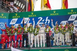 LMP1 podium: class and overall winners Porsche Team: Nico Hulkenberg, Nick Tandy, Earl Bamber, second place Porsche Team: Timo Bernhard, Mark Webber, Brendon Hartley, third place Audi Sport Team Joest Audi R18 e-tron quattro: Marcel Fässler, Andre Lotterer, Benoit Tréluyer