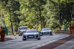 Les Safety Car ouvrent la piste