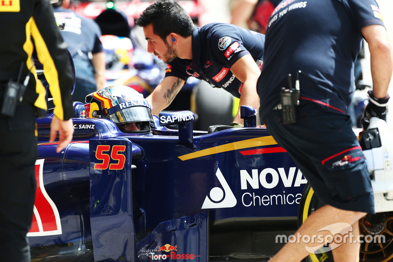 Carlos Sainz Jr., Scuderia Toro Rosso STR10