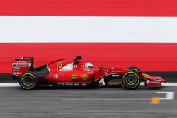 Себастьян Феттель, Ferrari SF15-T