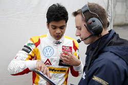 Arjun Maini, Van Amersfoort Racing, Dallara F312 Volkswagen