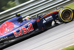 Карлос Сайнс-мл., Scuderia Toro Rosso