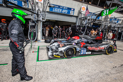 Pit stop per #31 Extreme Speed Motorsports Ligier JS P2: Ed Brown, Jon Fogarty, Johannes van Overbee