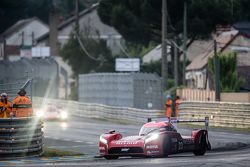 #23 Nissan Motorsports Nissan GT-R LM NISMO : Olivier Pla, Jann Mardenborough, Max Chilton