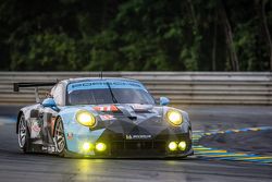 #77 Dempsey Proton Competition Porsche 911 RSR: Patrick Dempsey, Patrick Long, Marco Seefried