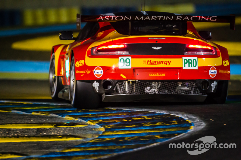 #99 Aston Martin Racing V8 Aston Martin Vantage GTE: Fernando Rees, Alex MacDowall, Richie Stanaway