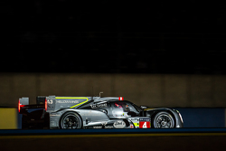 #4 ByKolles Racing CLM P1/01 : Simon Trummer, Pierre Kaffer, Tiago Monteiro