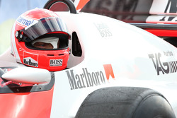 Ники Лауда, Mercedes за рулем McLaren MP4/2 на параде легенд