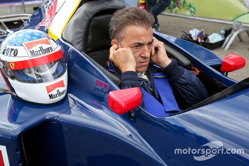 Jean Alesi, in the Sauber C14 at the Legends Parade