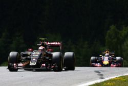 Пастор Мальдонадо, Lotus F1 E23
