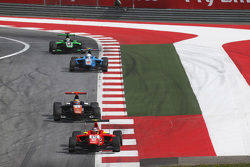 Emil Bernstorff, Arden International leads Oscar Tunjo, Trident