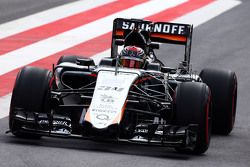 Pascal Wehrlein, Sahara Force India F1 VJM08 Test Driver running sensor equipment