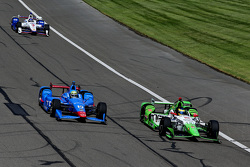 Sebastien Bourdais, KVSH Racing et Tony Kanaan, Chip Ganassi Racing Chevrolet