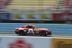 #34 Alara Racing, Mazda MX-5: Christian Szymczak, Justin Piscitell