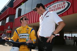 Simon Pagenaud, Team Penske Chevrolet en Tim Cindric