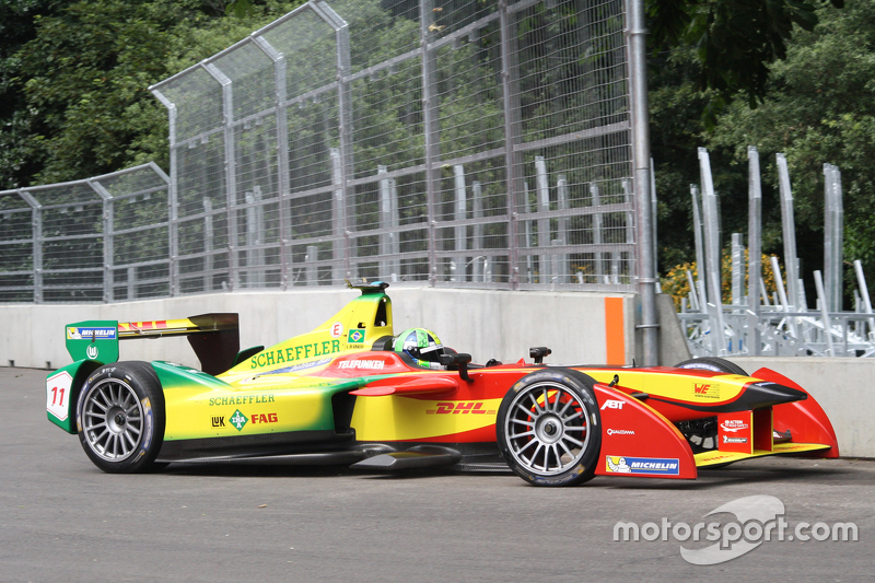 Lucas di Grassi ficou em terceiro na primeira temporada