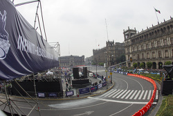 Vista general del Red Bull Showrun en la Ciudad de México