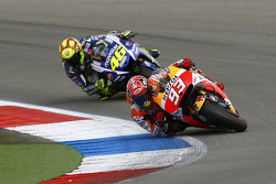 Marc Marquez, Repsol Honda Team y Valentino Rossi, Yamaha Factory Racing