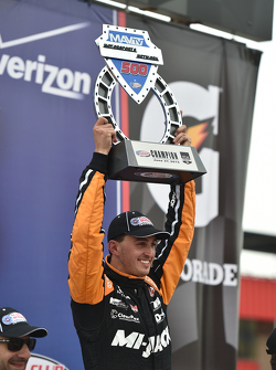 Le vainqueur Graham Rahal, Rahal Letterman Lanigan Racing