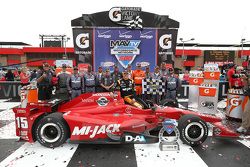 Race winner Graham Rahal, Rahal Letterman Lanigan Racing