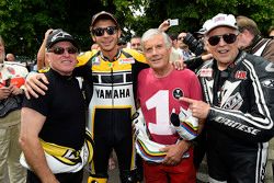 Kenny Roberts und Valentino Rossi, Yamaha Factory Racing, und Giacomo Agostini