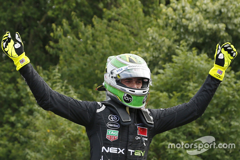 Temporada 2014/2015: Nelson Piquet Jr., China Racing