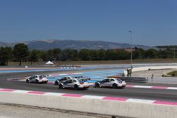 Sébastien Loeb, Citroën C-Elysée WTCC, Citroën World Touring Car team leads Yvan Muller, Citroën C-E