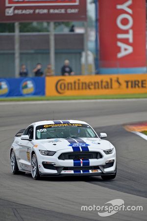 #158 Multimatic Motorsports, Ford Mustang Boss 302R: Jade Buford, Austin Cindric