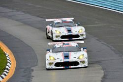 #33 Riley Motorsports SRT Viper GT3-R: Ben Keating, Jeroen Bleekemolen