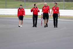 Фабио Лямер, резервный пилот Manor F1 Team и Джон Бут, руководитель команды Manor F1 Team