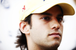 Felipe Nasr, Sauber F1 Team, avec les médias