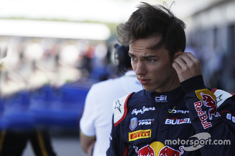 Pierre Gasly (2015, 2017)
