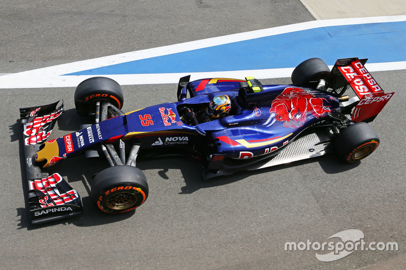 Carlos Sainz jr., Scuderia Toro Rosso STR10